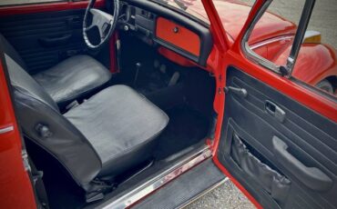 Volkswagen-super-beetle-1972-5