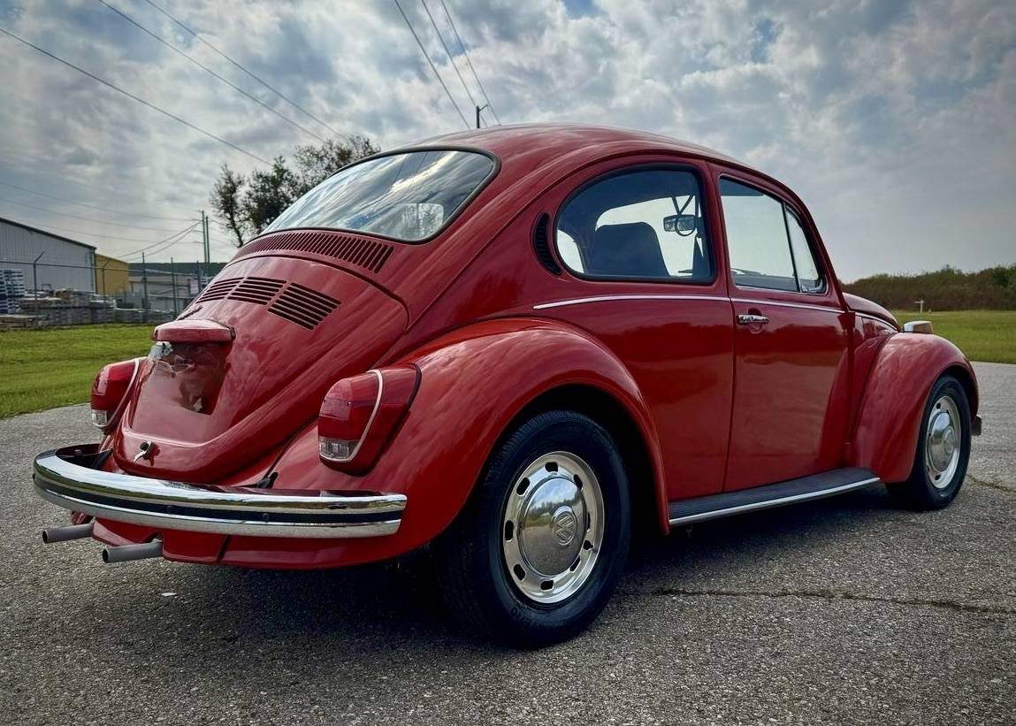 Volkswagen-super-beetle-1972