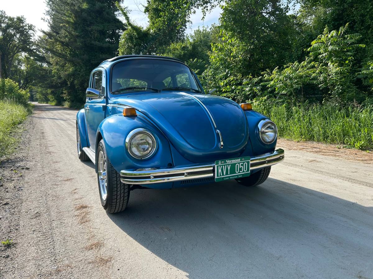 Volkswagen-super-beetle-1973-blue-3