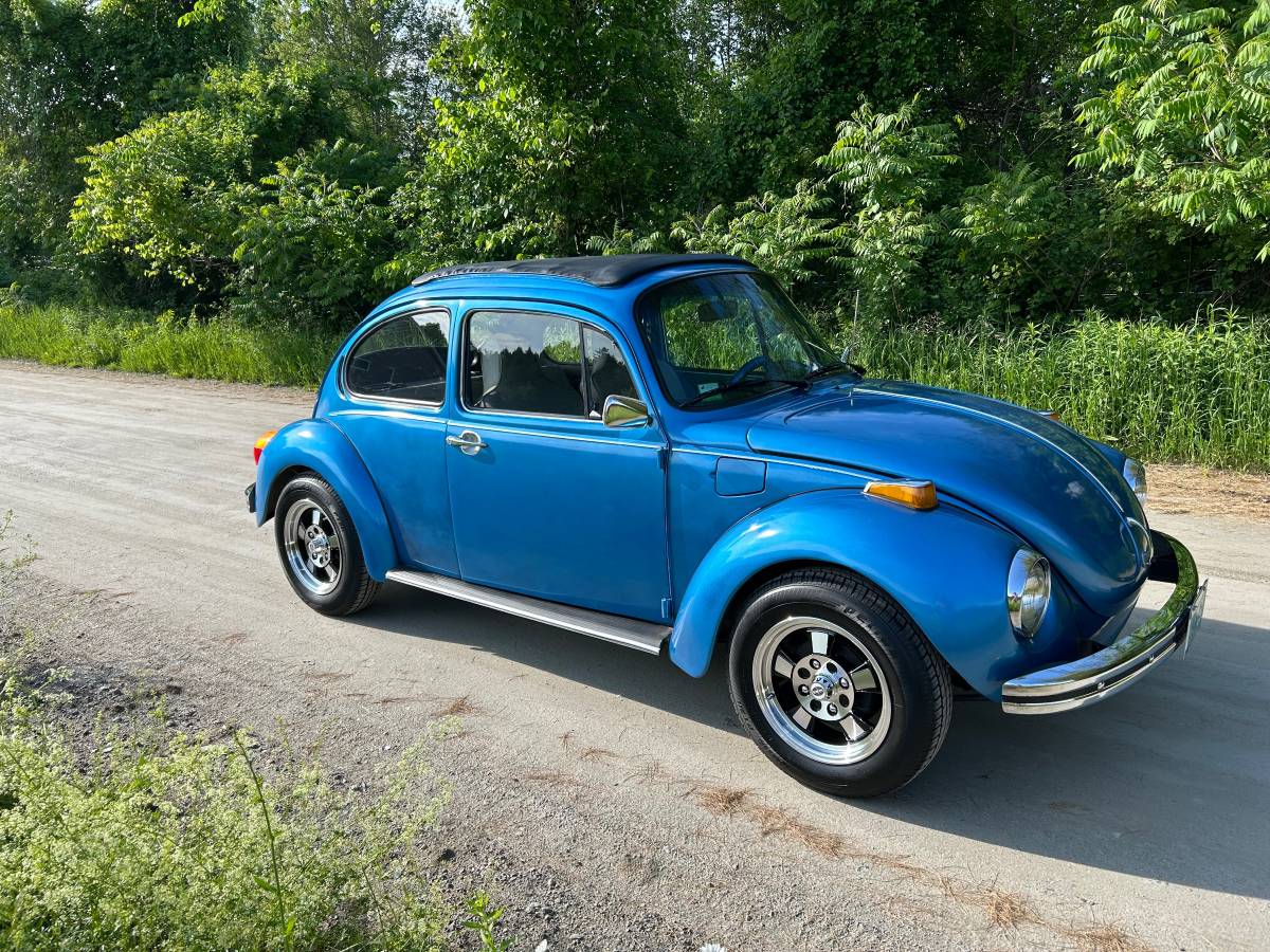 Volkswagen-super-beetle-1973-blue-4