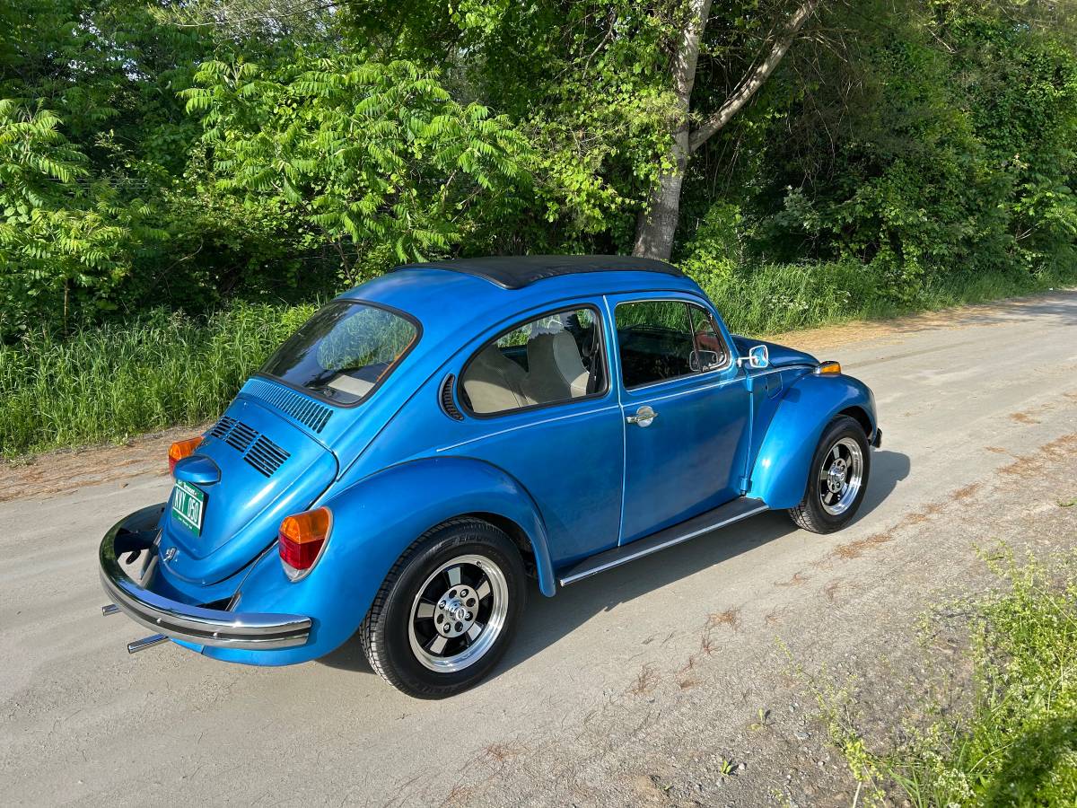 Volkswagen-super-beetle-1973-blue-8