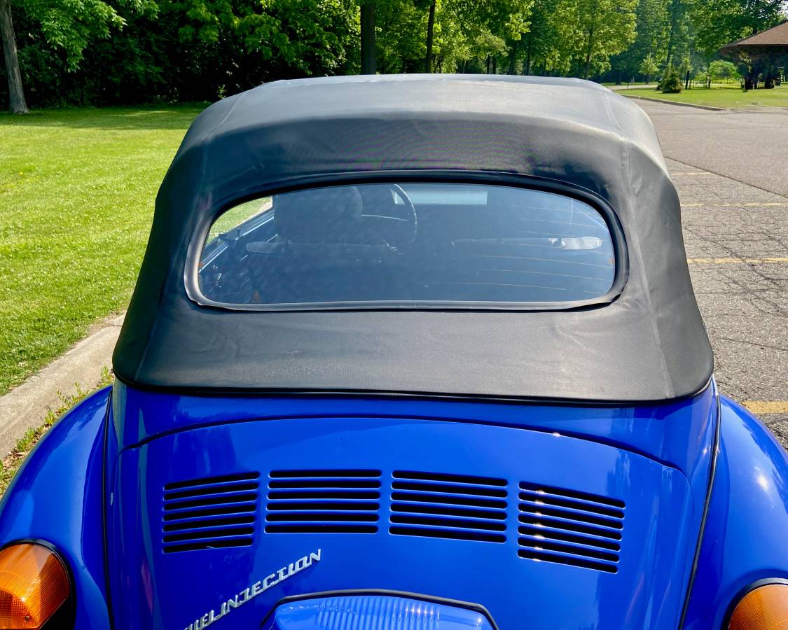 Volkswagen-super-beetle-1977-blue-1