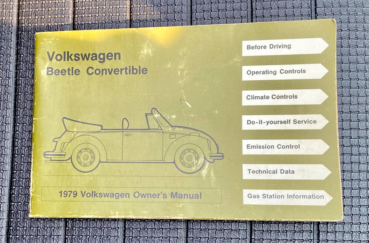 Volkswagen-super-beetle-1977-blue-14