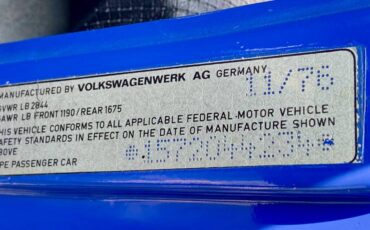 Volkswagen-super-beetle-1977-blue-3