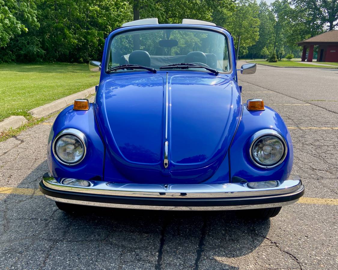 Volkswagen-super-beetle-1977-blue-7