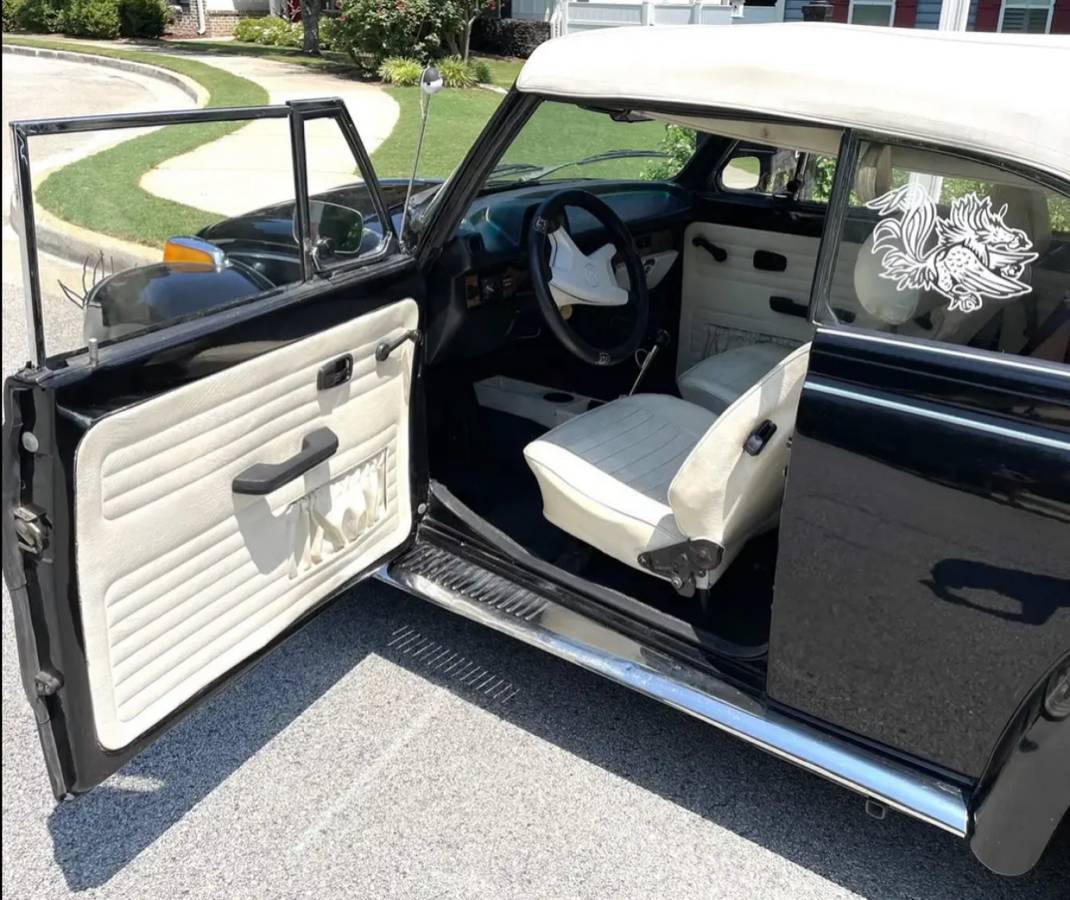 Volkswagen-super-beetle-1979-black-2