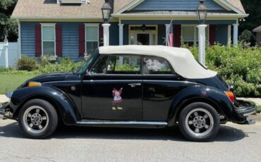 Volkswagen-super-beetle-1979-black