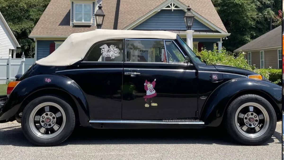 Volkswagen-super-beetle-1979-black-4