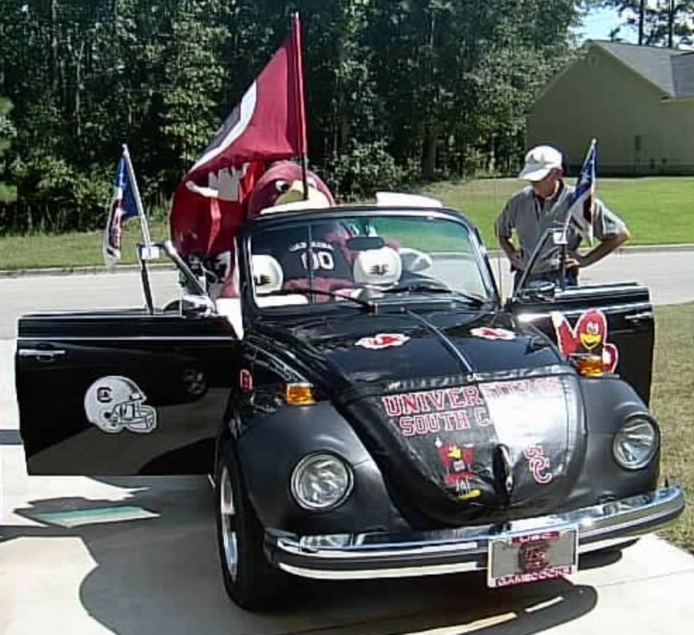 Volkswagen-super-beetle-1979-black-9