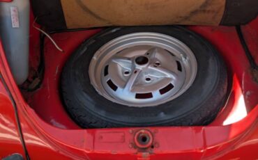 Volkswagen-super-beetle-bug-1979-red-9