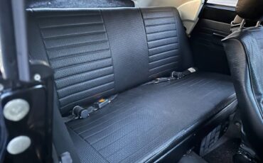 Volkswagen-super-beetle-convertible-1979-black-14