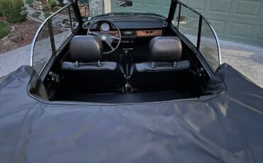 Volkswagen-super-beetle-convertible-1979-black-22