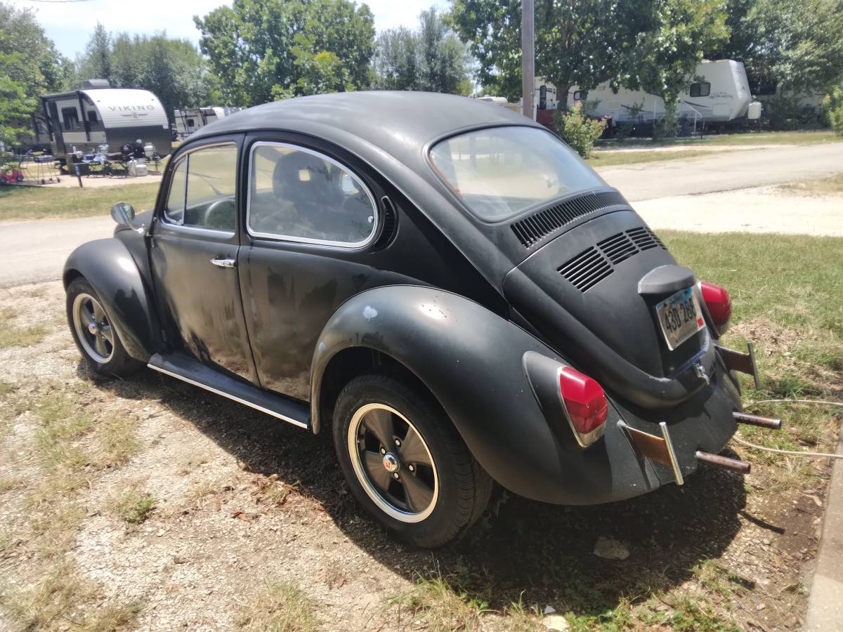 Volkswagen-super-beetle-vw-1971-black-1