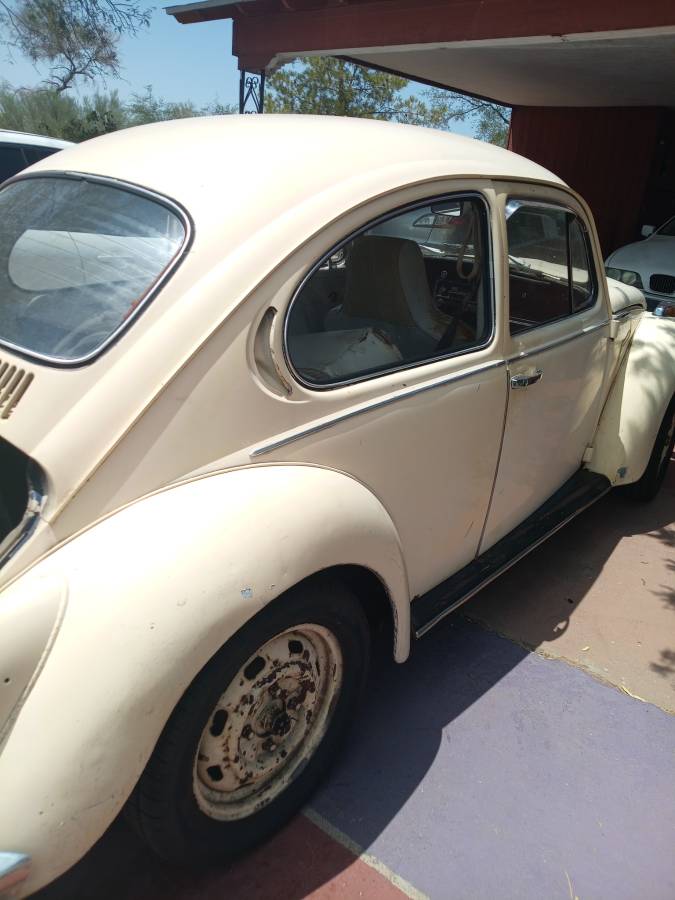 Volkswagen-super-beetle-vw-1971-yellow-1