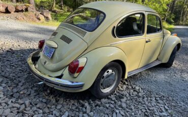 Volkswagen-super-beetle-vw-1971-yellow
