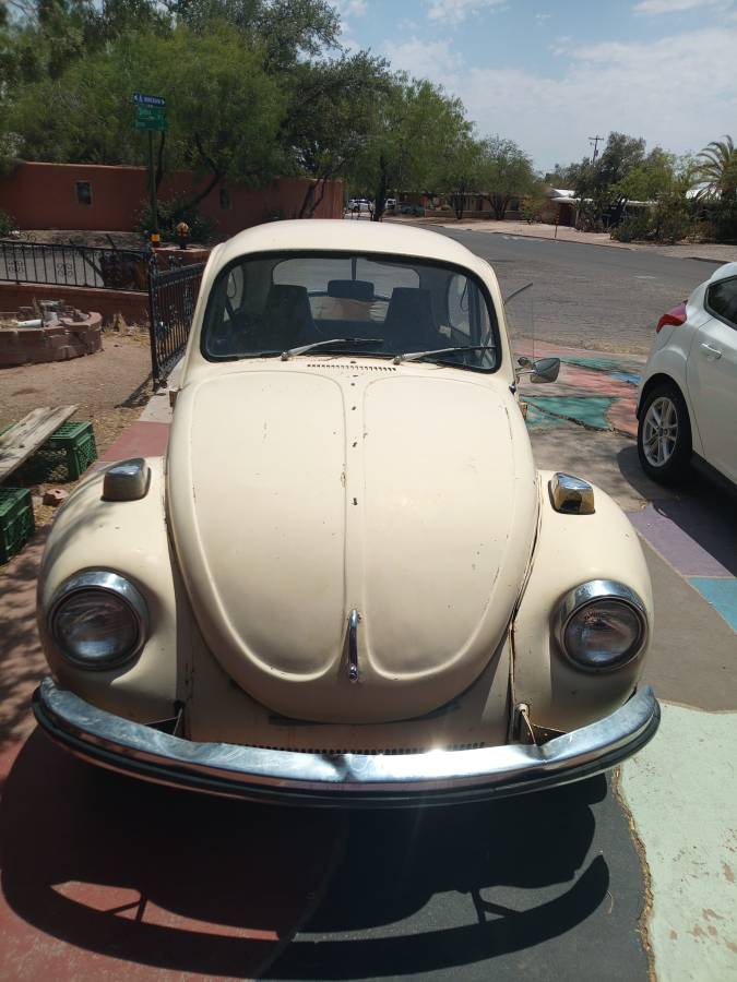 Volkswagen-super-beetle-vw-1971-yellow-7