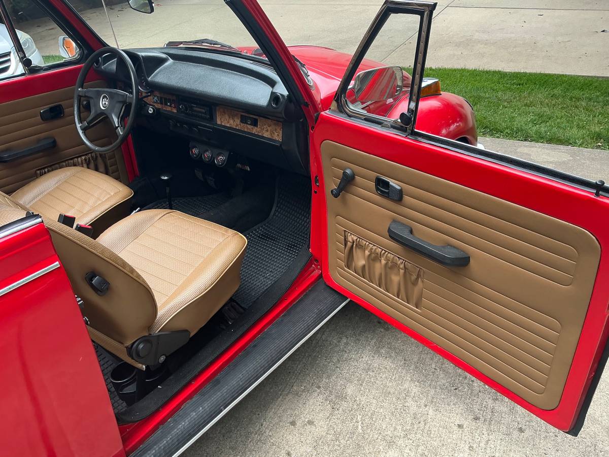 Volkswagen-super-beetle-vw-1979-5