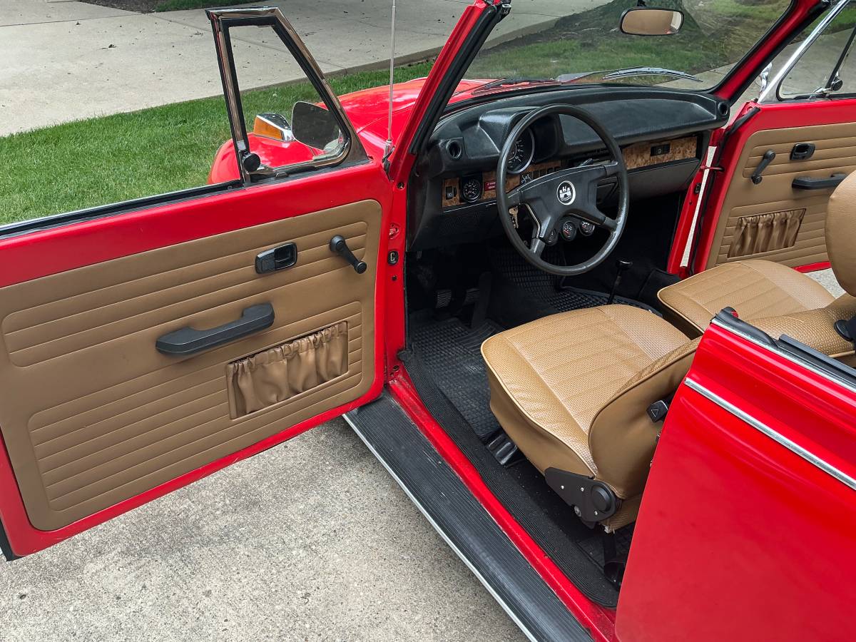 Volkswagen-super-beetle-vw-1979-6