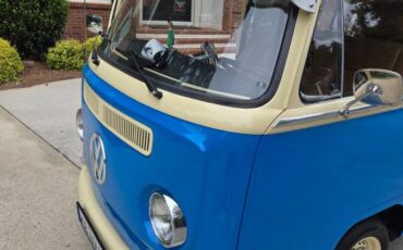 Volkswagen-t2-bus-1971-blue-12