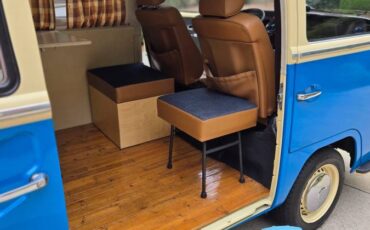 Volkswagen-t2-bus-1971-blue-14