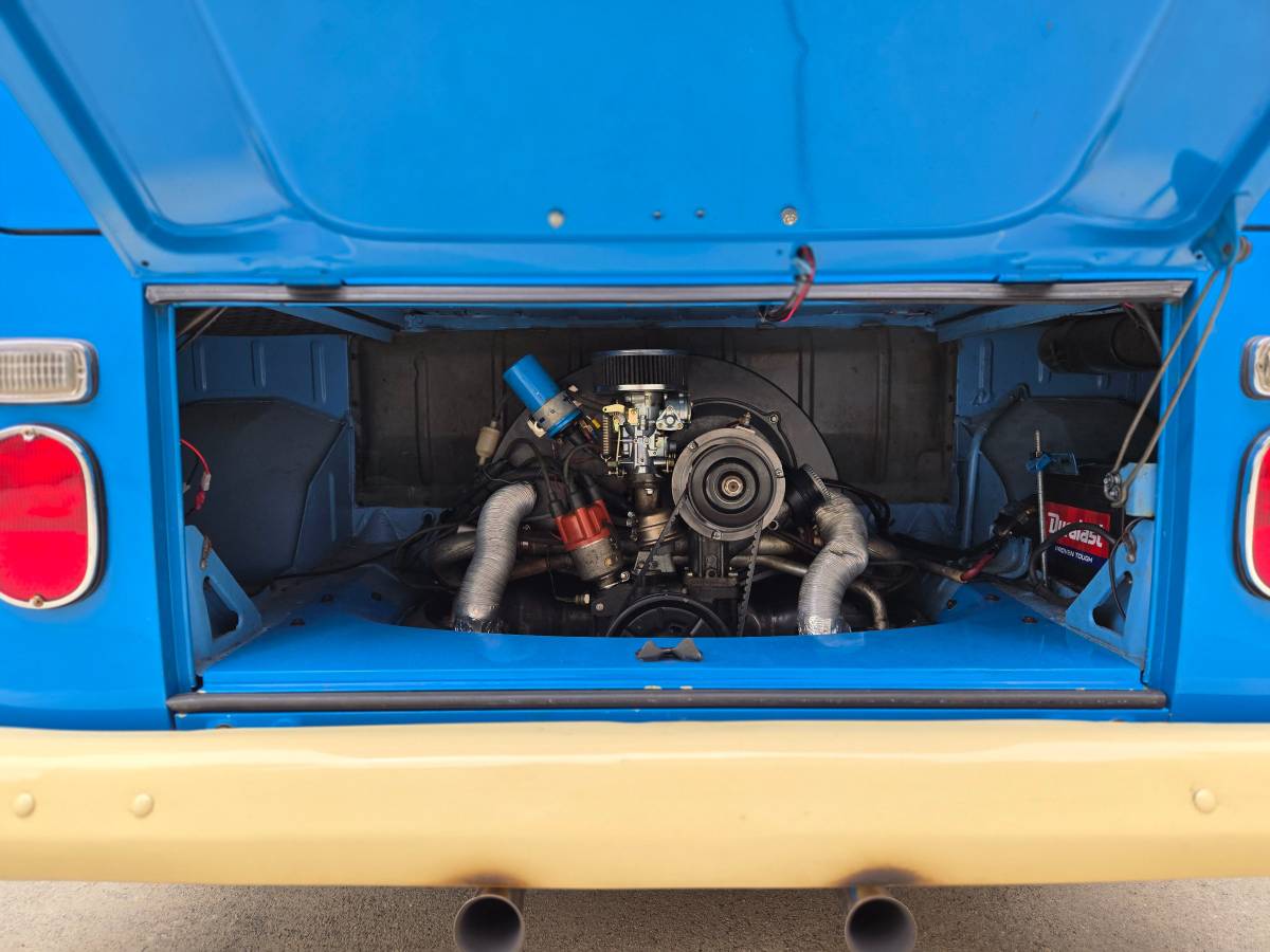 Volkswagen-t2-bus-1971-blue-15