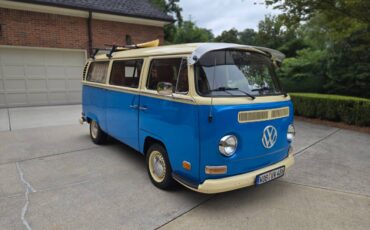 Volkswagen-t2-bus-1971-blue