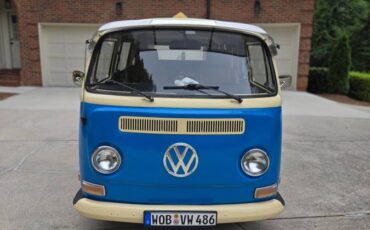 Volkswagen-t2-bus-1971-blue-8