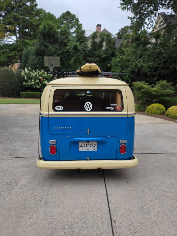 Volkswagen-t2-bus-1971-blue-9