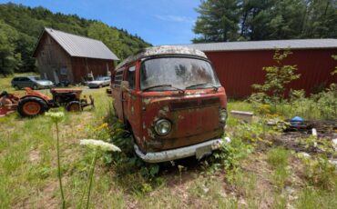 Volkswagen-transporter-1971-red-2