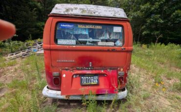 Volkswagen-transporter-1971-red-3