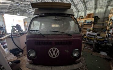 Volkswagen-transporter-1971-red-5