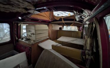 Volkswagen-transporter-1971-red-9