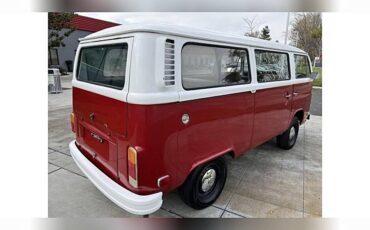 Volkswagen-transporter-1977-red-10