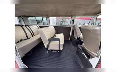 Volkswagen-transporter-1977-red-13