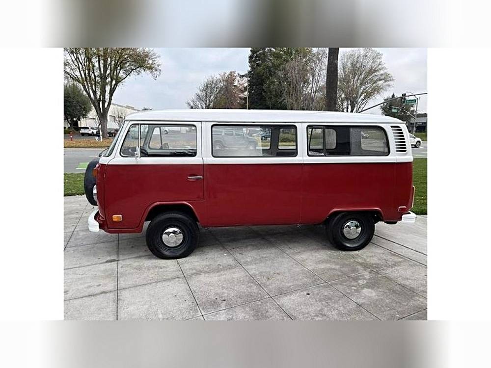 Volkswagen-transporter-1977-red-5