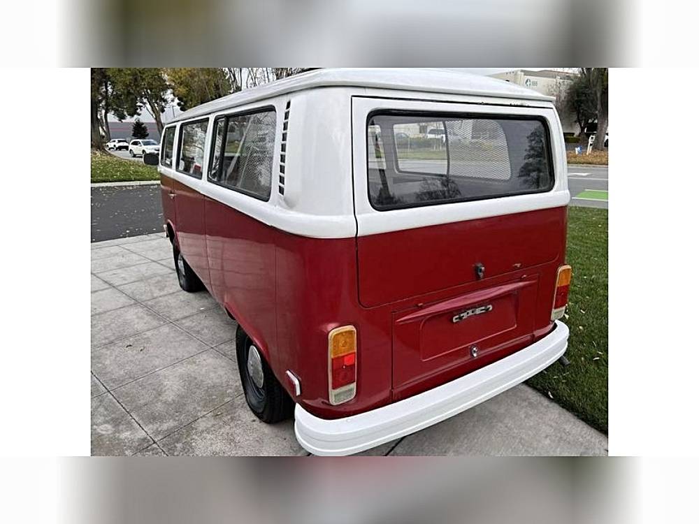 Volkswagen-transporter-1977-red-9