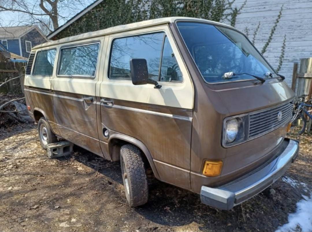 Volkswagen-vanagon-1973-brown