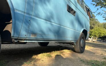 Volkswagen-vanagon-1982-15