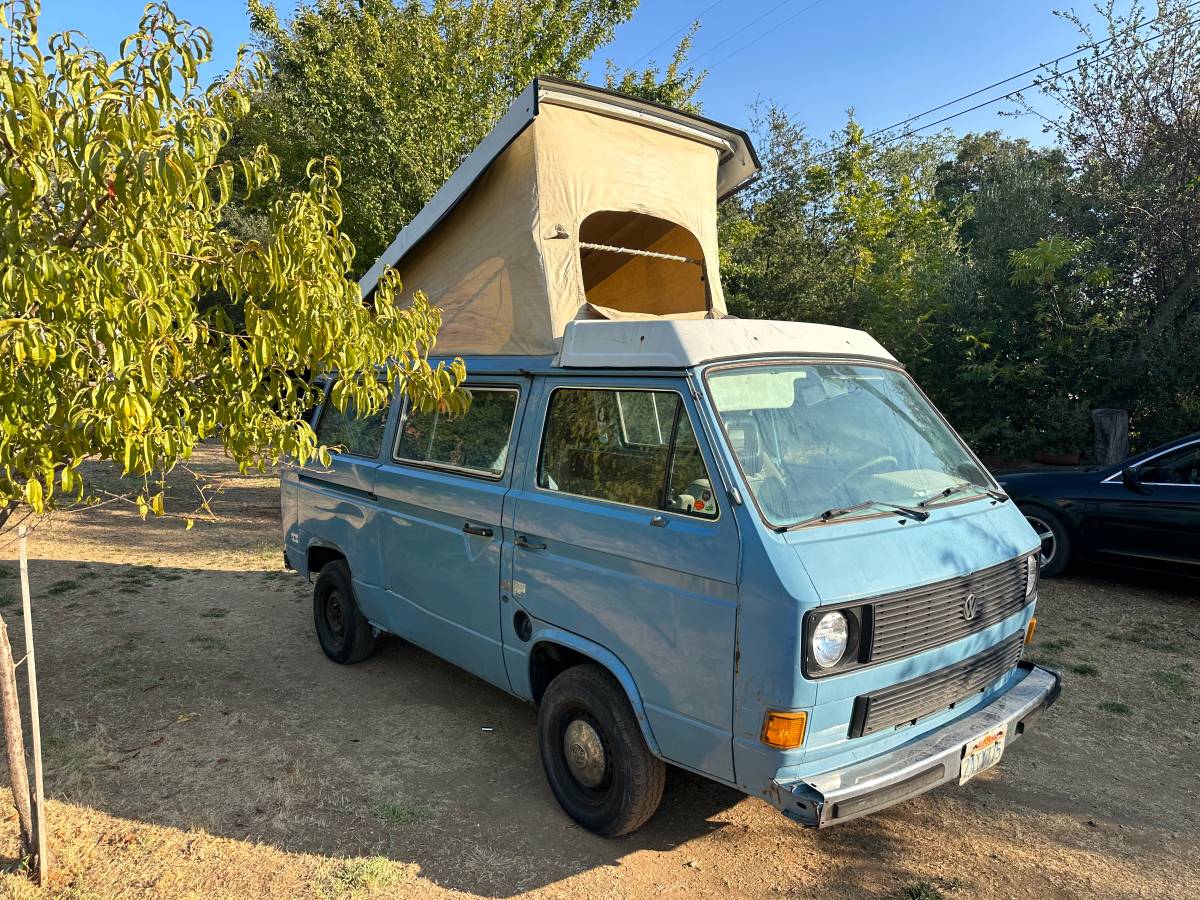 Volkswagen-vanagon-1982-3