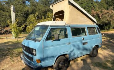 Volkswagen-vanagon-1982-40