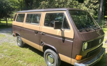 Volkswagen-vanagon-1984-1