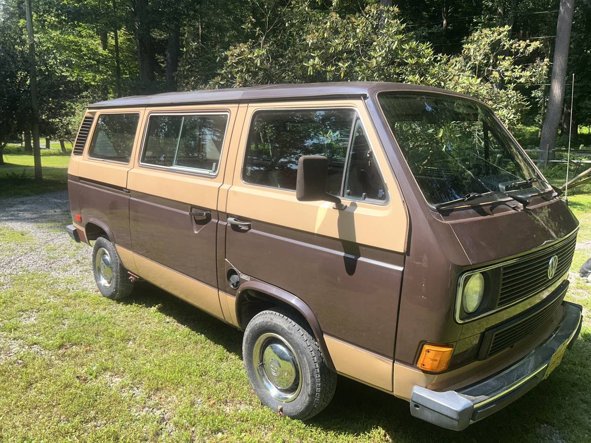 Volkswagen-vanagon-1984-1