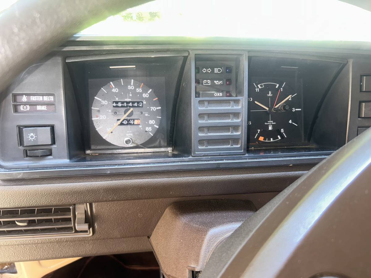 Volkswagen-vanagon-1984-12