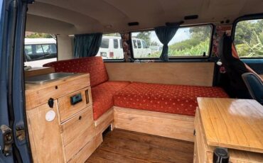 Volkswagen-vanagon-1984-blue-4
