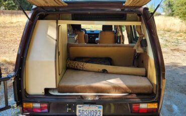 Volkswagen-vanagon-1986-10