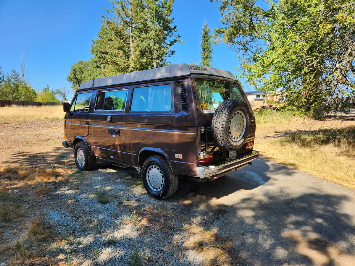 Volkswagen-vanagon-1986-2