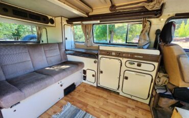 Volkswagen-vanagon-1986-9