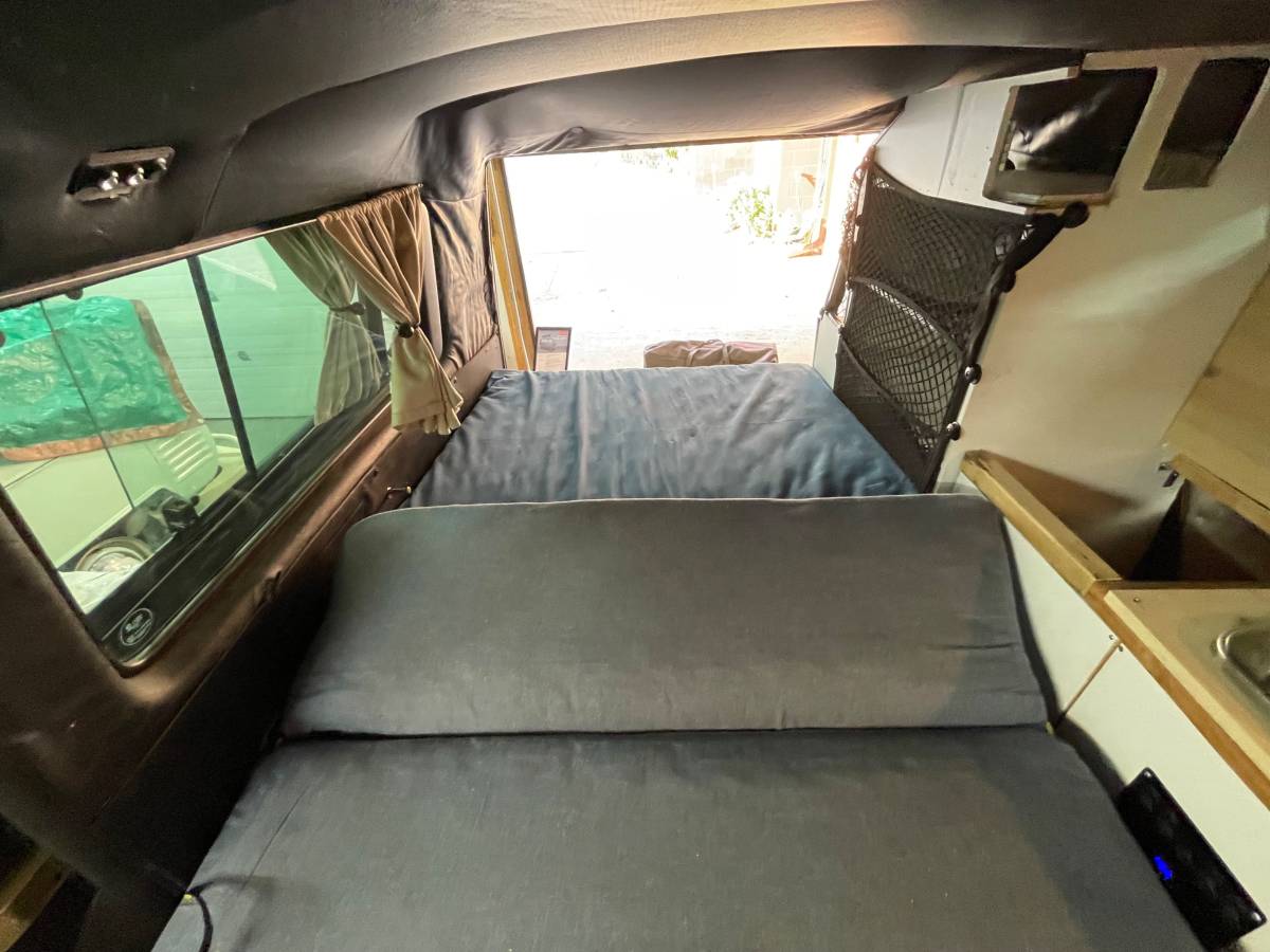 Volkswagen-vanagon-1986-blue-14