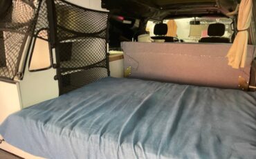 Volkswagen-vanagon-1986-blue-8