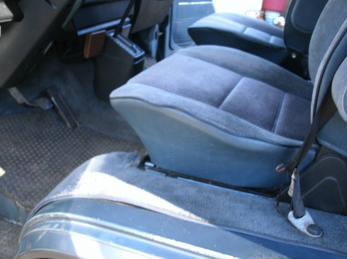 Volkswagen-vanagon-1987-blue-1